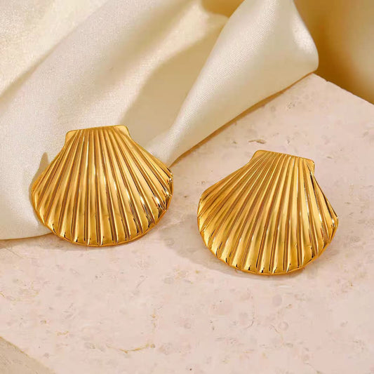 Golden Shell Earrings