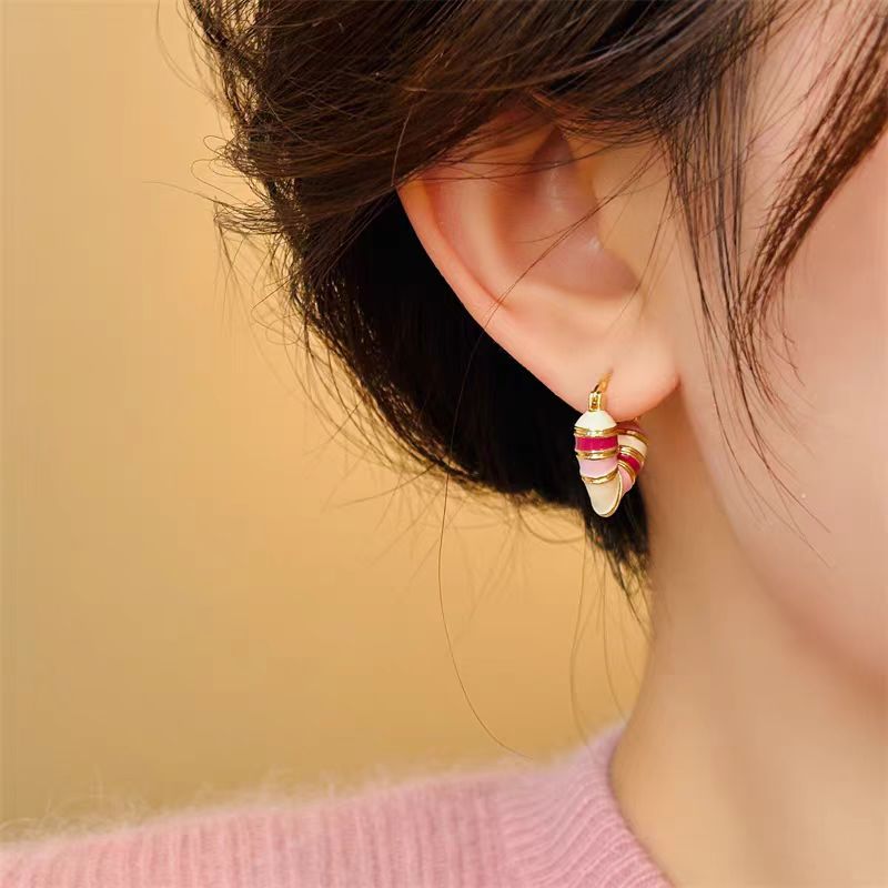 Scarlet Heart Earrings